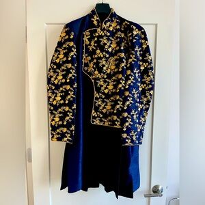 Beautiful blue and gold Indian wedding dress, sherwani (male)
